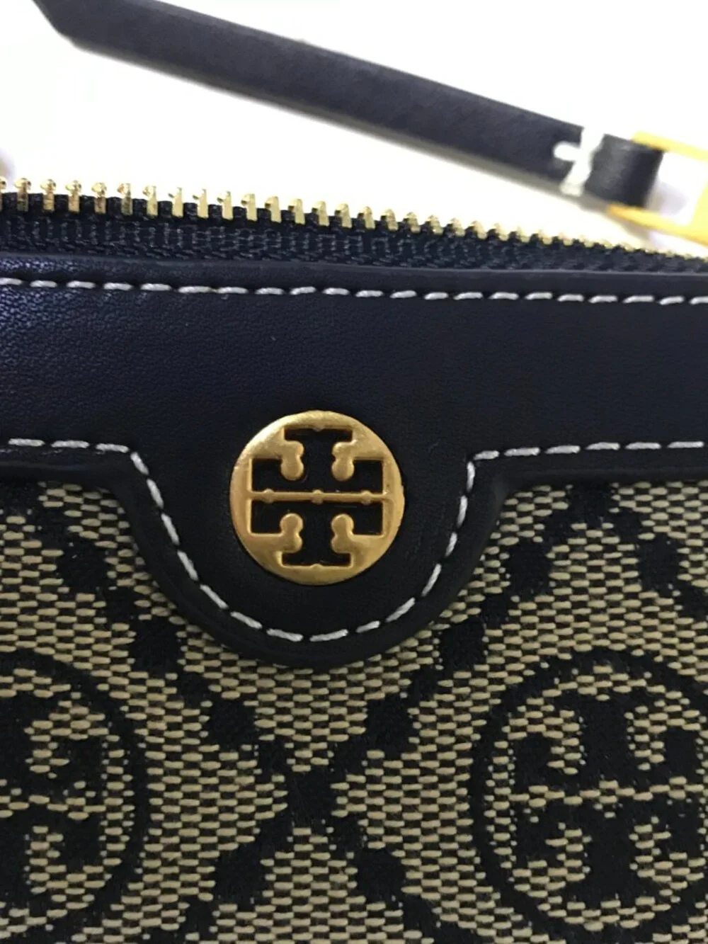 Tory Burch T monogram coin purse - Picture 6 of 6